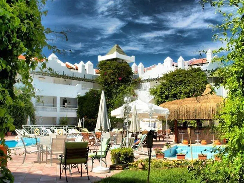 Hotel Golden Gate Kusadası 2*,  Turcia