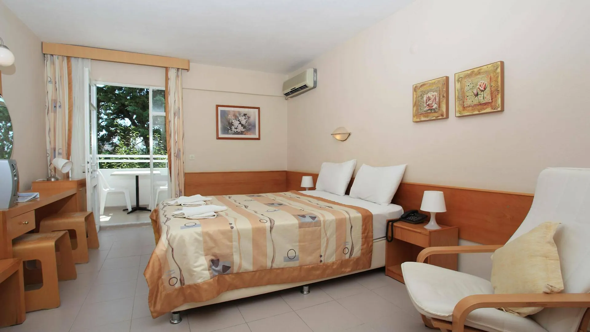 Hotel Golden Gate Kusadası